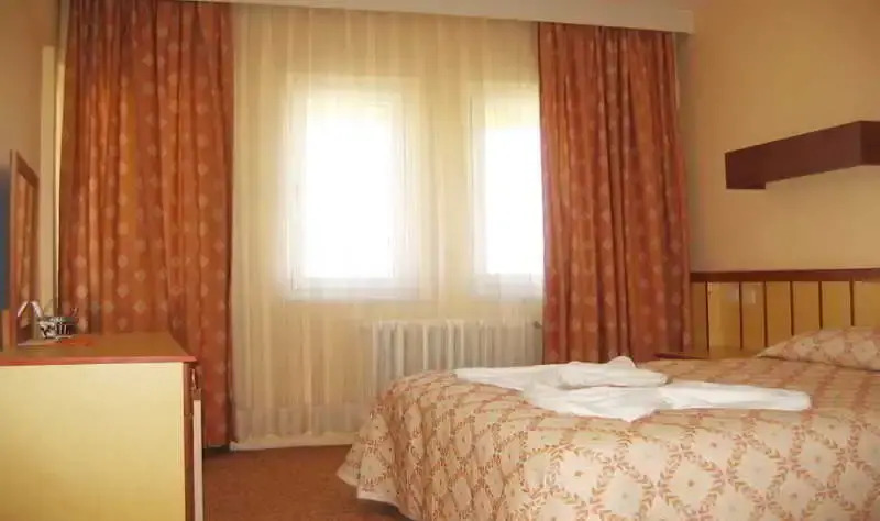 Grand Termal Ipek Palas