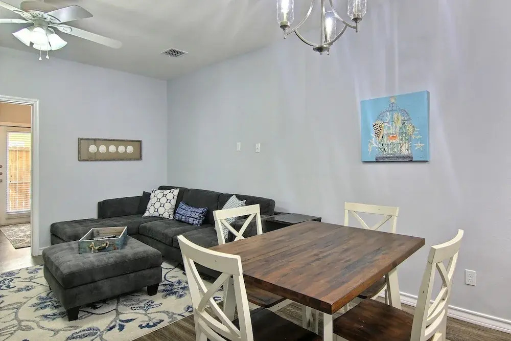 Flip Flops & Pop Tops 3 Bedrooms 3 Bathrooms Condo