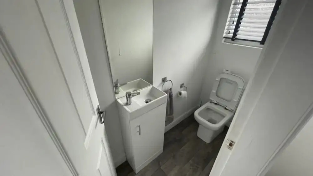 House Located Centrally for up to 8 Guests