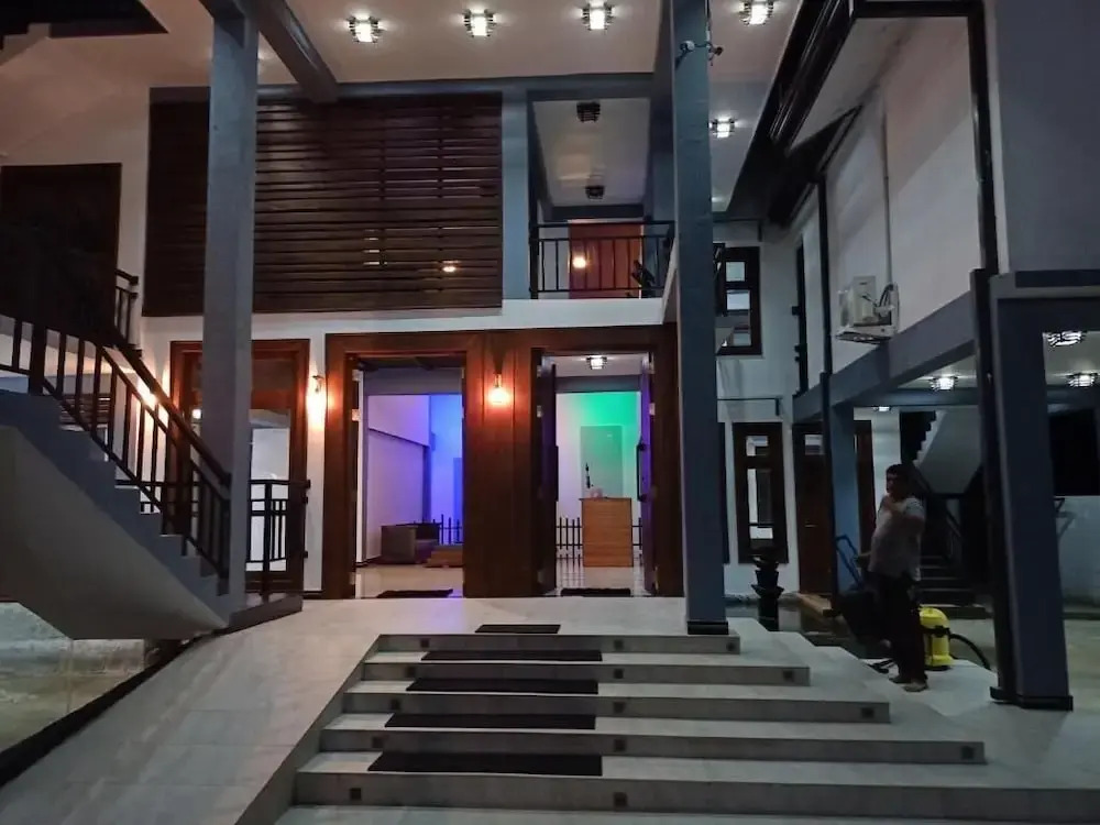Pinnacle Villa