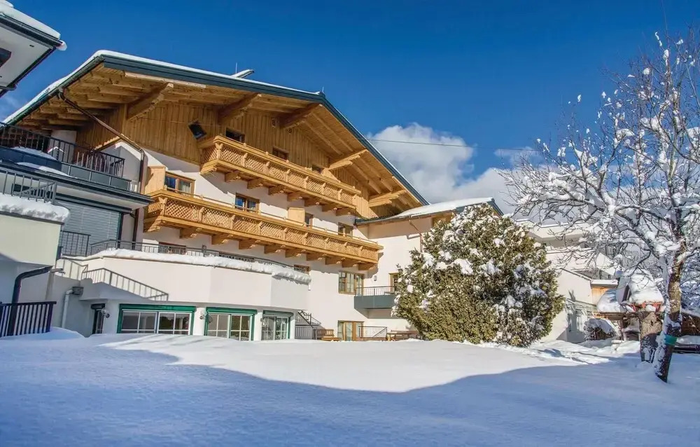 Awesome Apartment in Wagrain With 2 Bedrooms, Wifi and Outdoor Swimming Pool