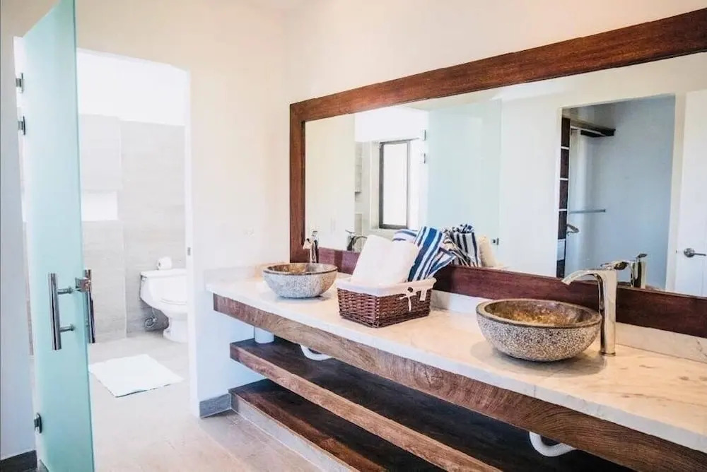 Elegant Oceanview Penthouse - Steps from Jaco Beach & Nightlife