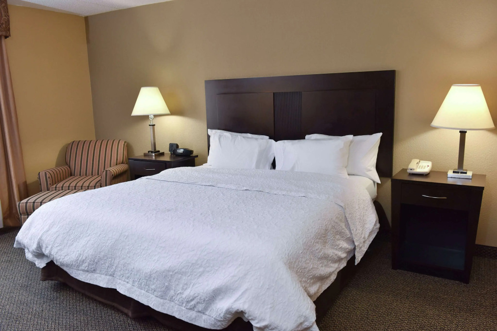 Hampton Inn & Suites Alexandria