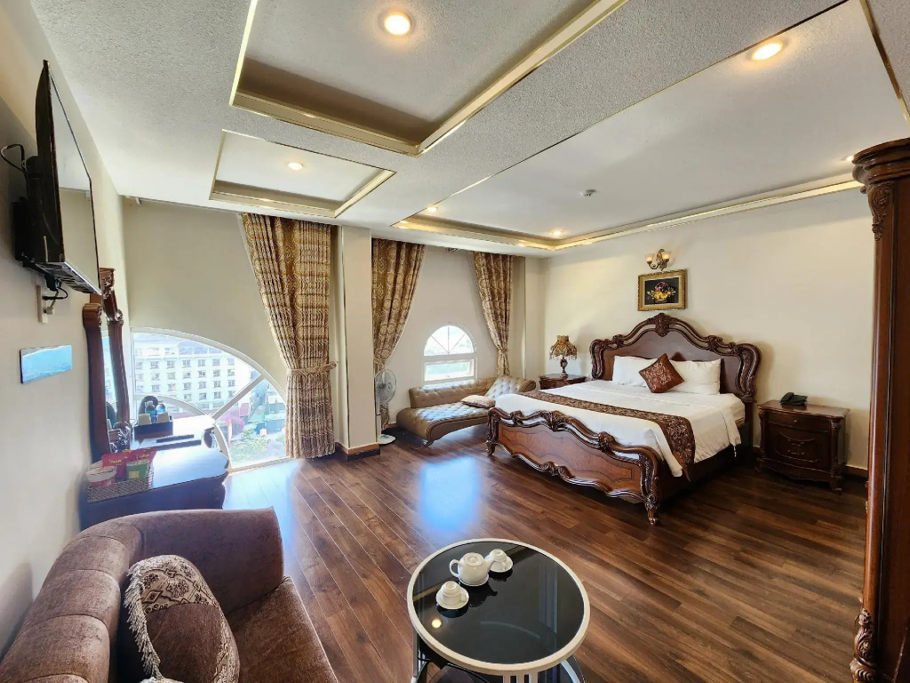 Marguerite Hotel