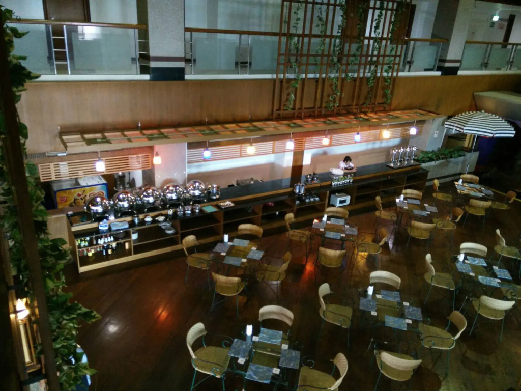 Friday Hotel