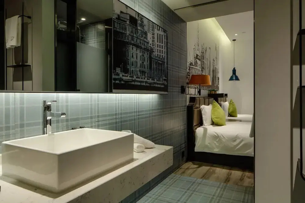 Shanghai Uin Hotel