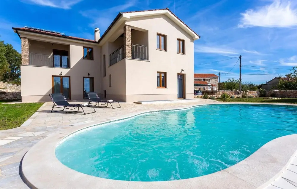 Beautiful Home In Kras