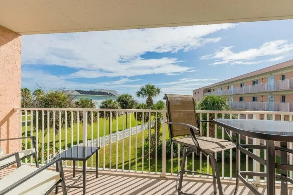 St. Augustine Beach 323: Pool, Views & Comfort 2 Bedroom Condo