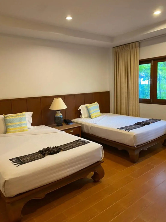 Sailom Resort Bangsaphan