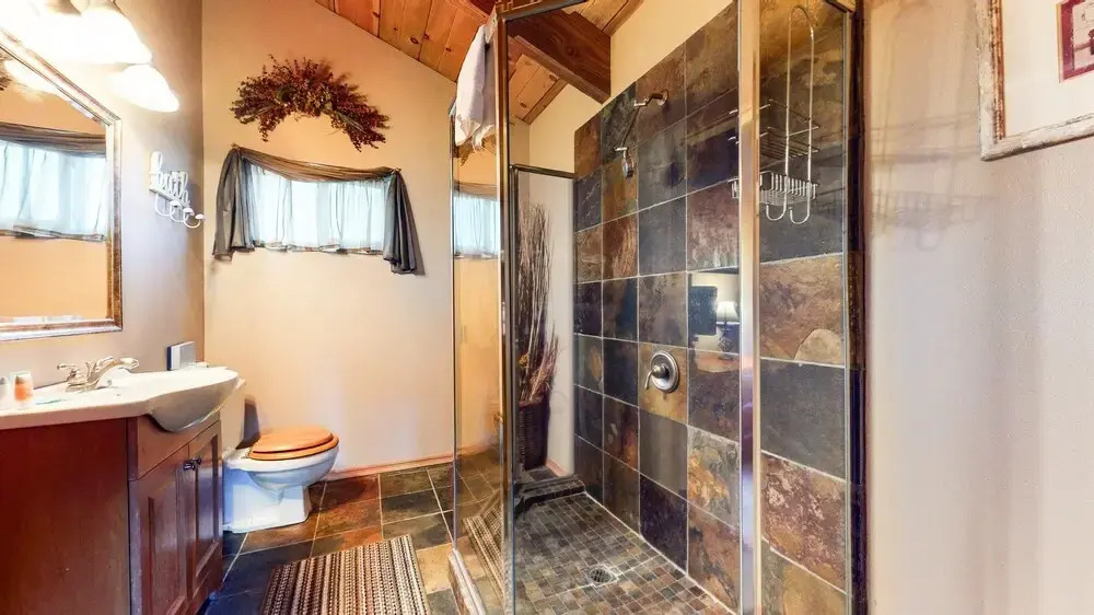 Mammoth View Villas 35