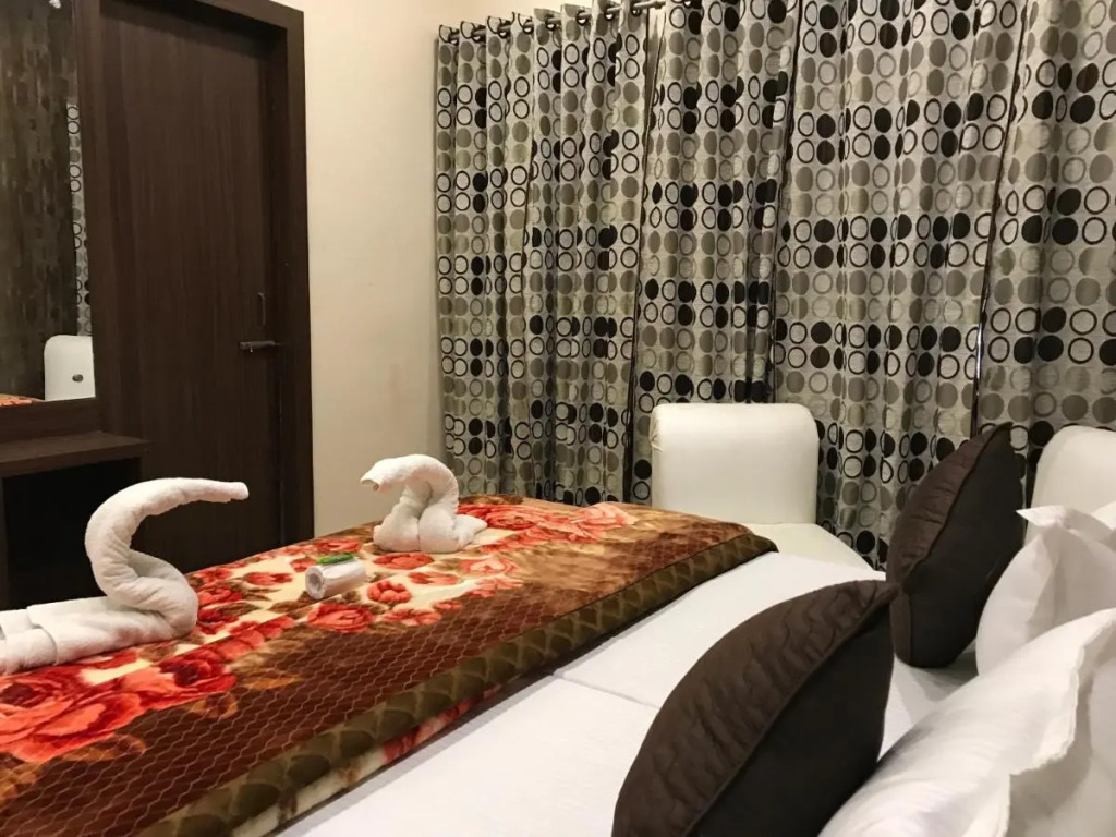 Hotel Sheela, 100m from Taj Mahal