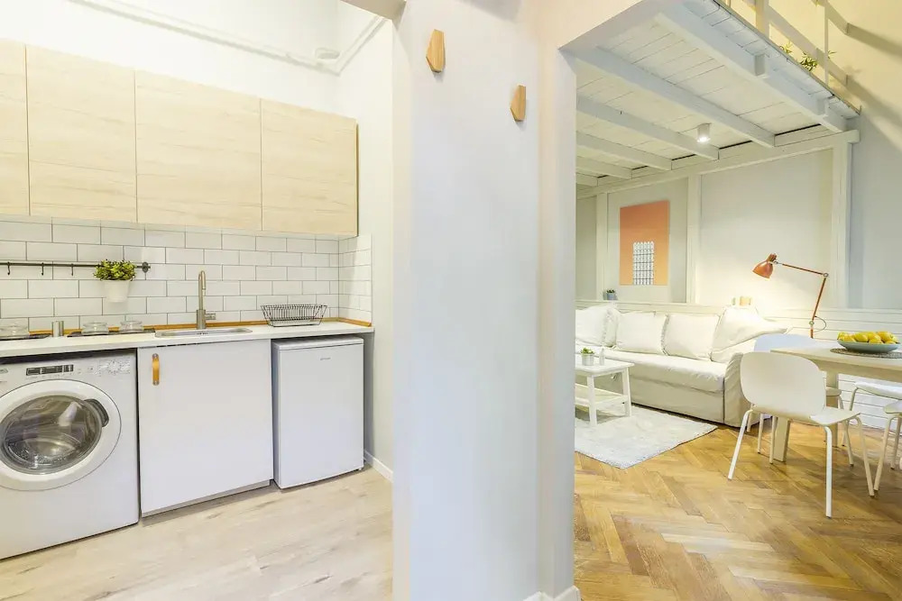 Vanilla Apartment