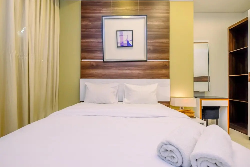 Homey Penthouse 3BR with Extra Room Kemang Village Apartment By Travelio