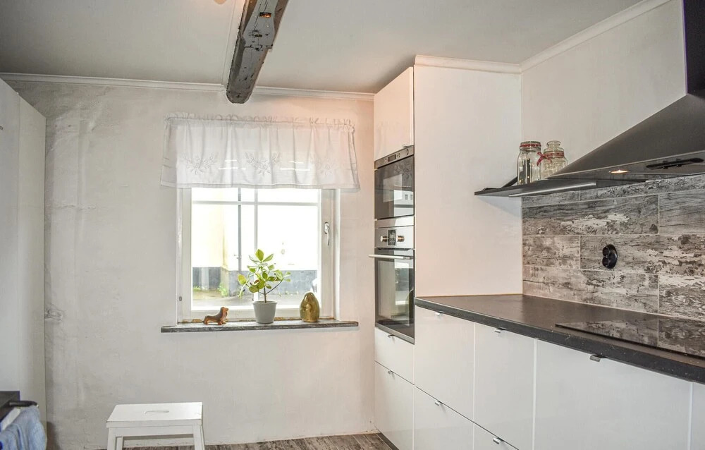 4 Bedroom Cozy Home In Smedstorp