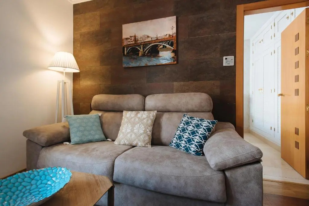 Hostly Orfila 3A-3B exclusive Penthouse-Center-Fibre-Parking Optional