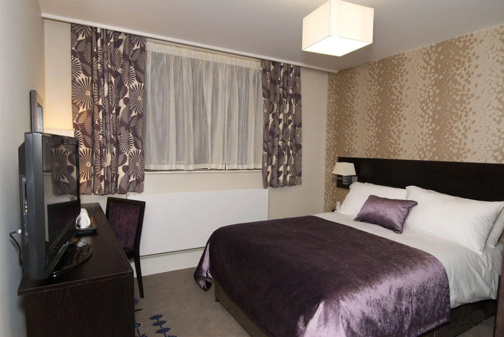 Oakwood House Hotel