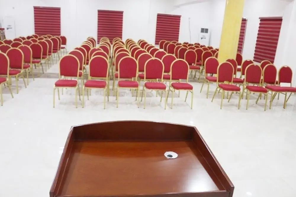Отель Roses Regency Suites