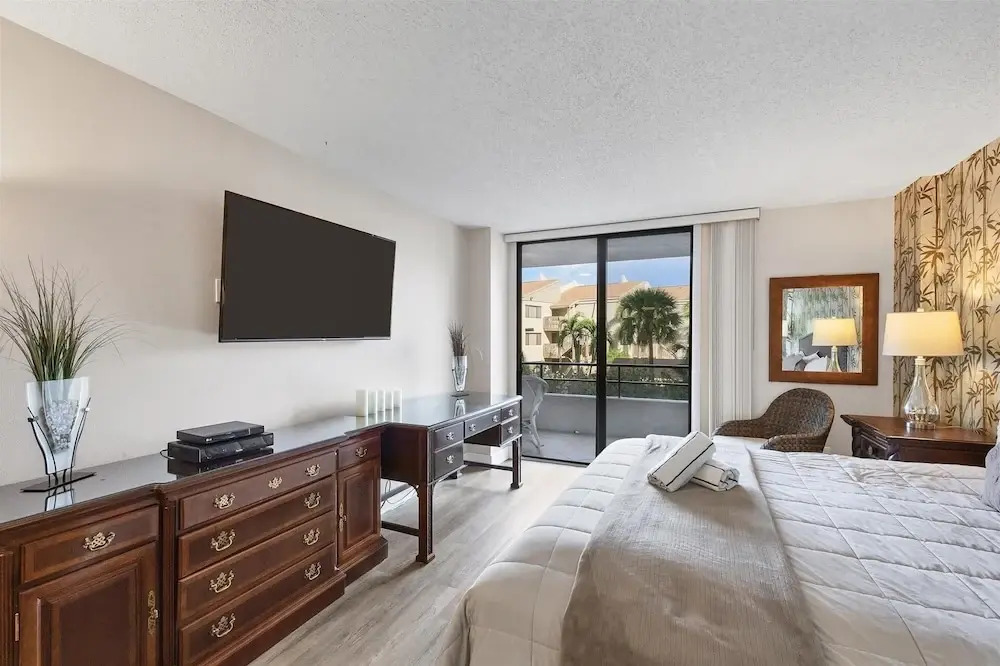 Anchorage Resort 2 Bedroom Condo 2nd Floor, Community Pool 2 Condo