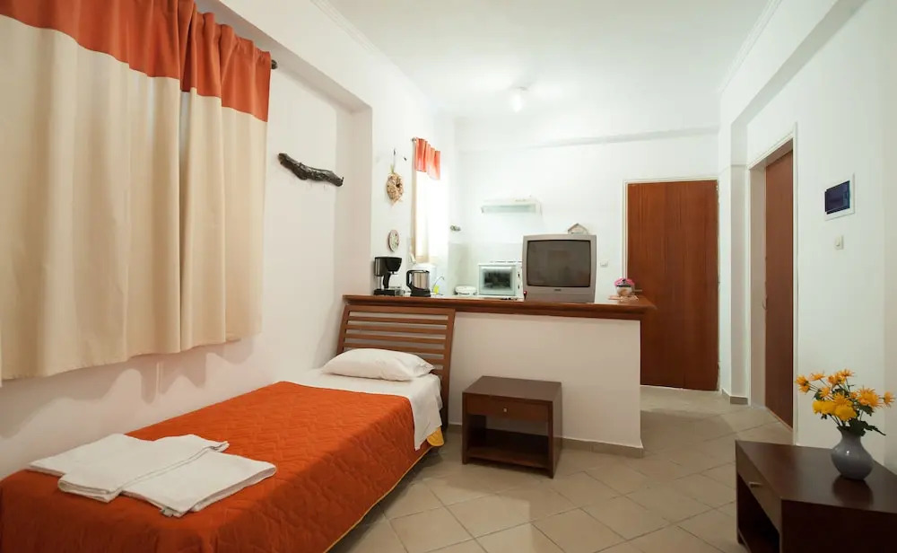 Zarkadis Beach Apartments