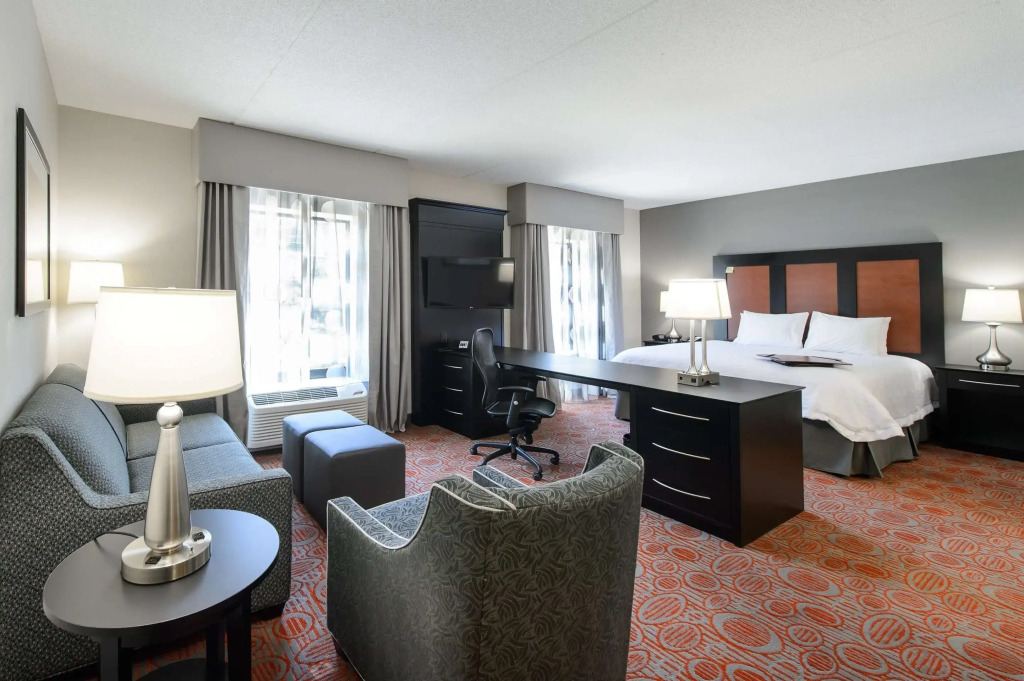 Hampton Inn Stafford/Quantico & Conference Center