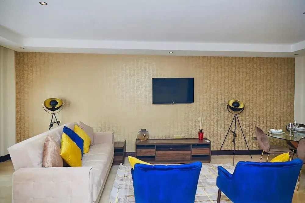 Regal Spaces at Imperial Grove