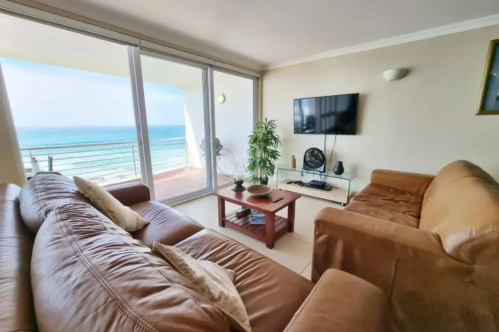 CHAKAS COVE BALLITO 2 Bedroom Beachfront Gem!