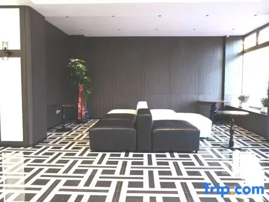 Lingji Aesthetic Hotel (People's Square Jilin University Second Hospital)