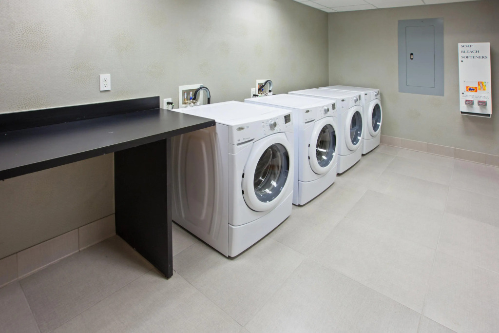 Holiday Inn Express Indianapolis - Fishers by IHG