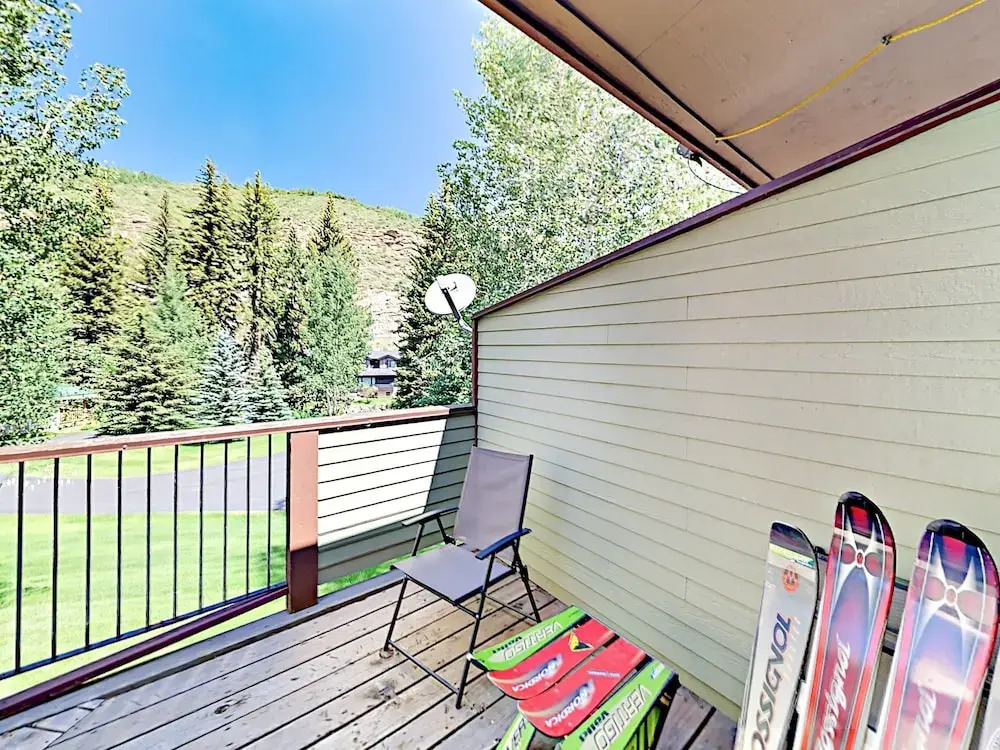 Sunny West Vail Townhome On Free Bus Route by RedAwning