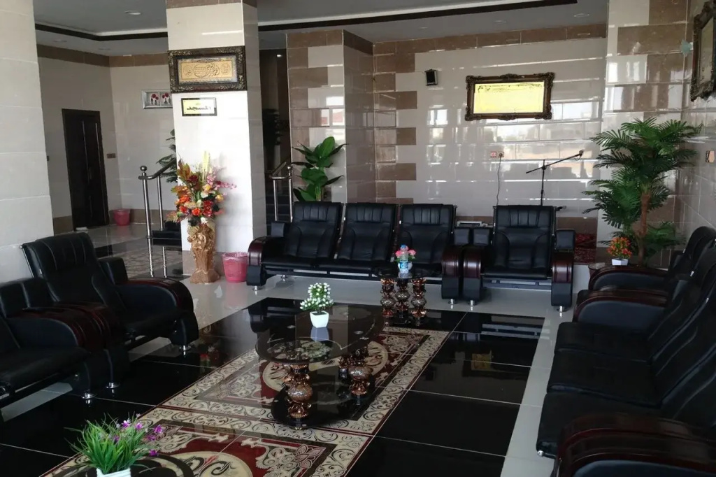 Al Eairy Furnished Apartments Tabuk 2