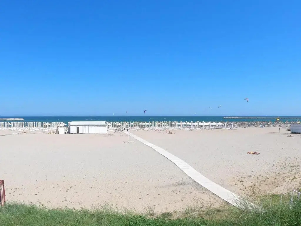 Apartament Tedy2,Faleza Nord Apartament 3 camere cu vedere la mare