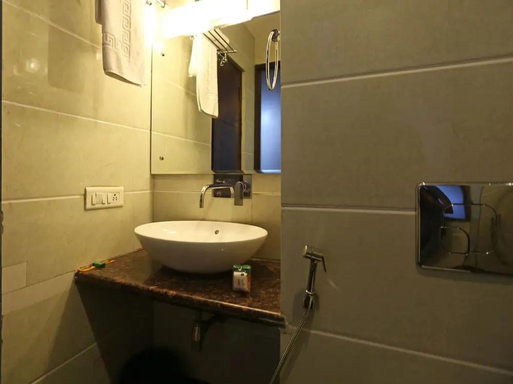 Capital O 7331 Hotel Downtown