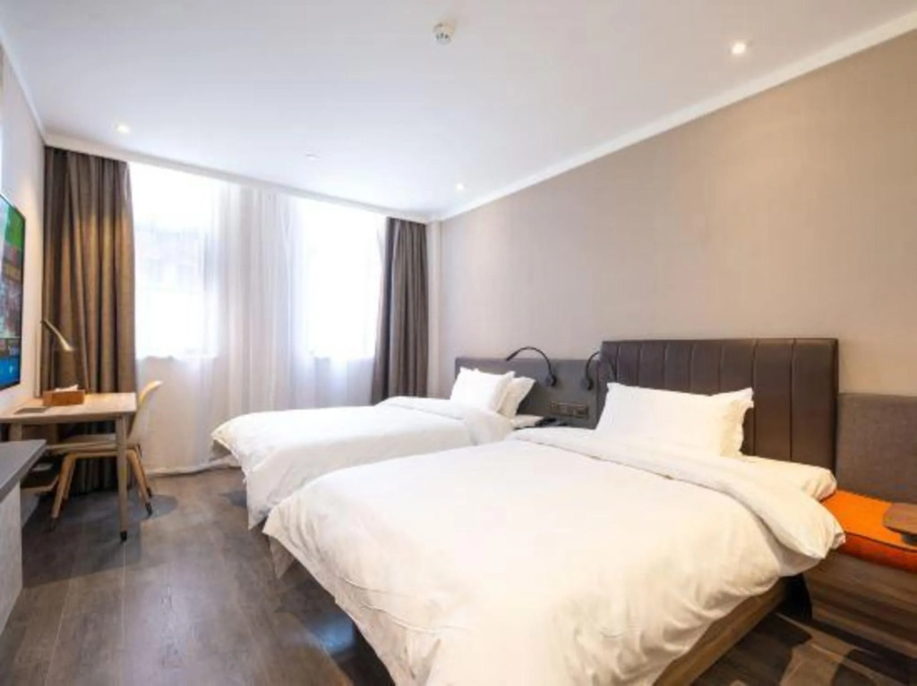 Отель Hanting Premium Nanjing Jiangpu Yanchuang Garden