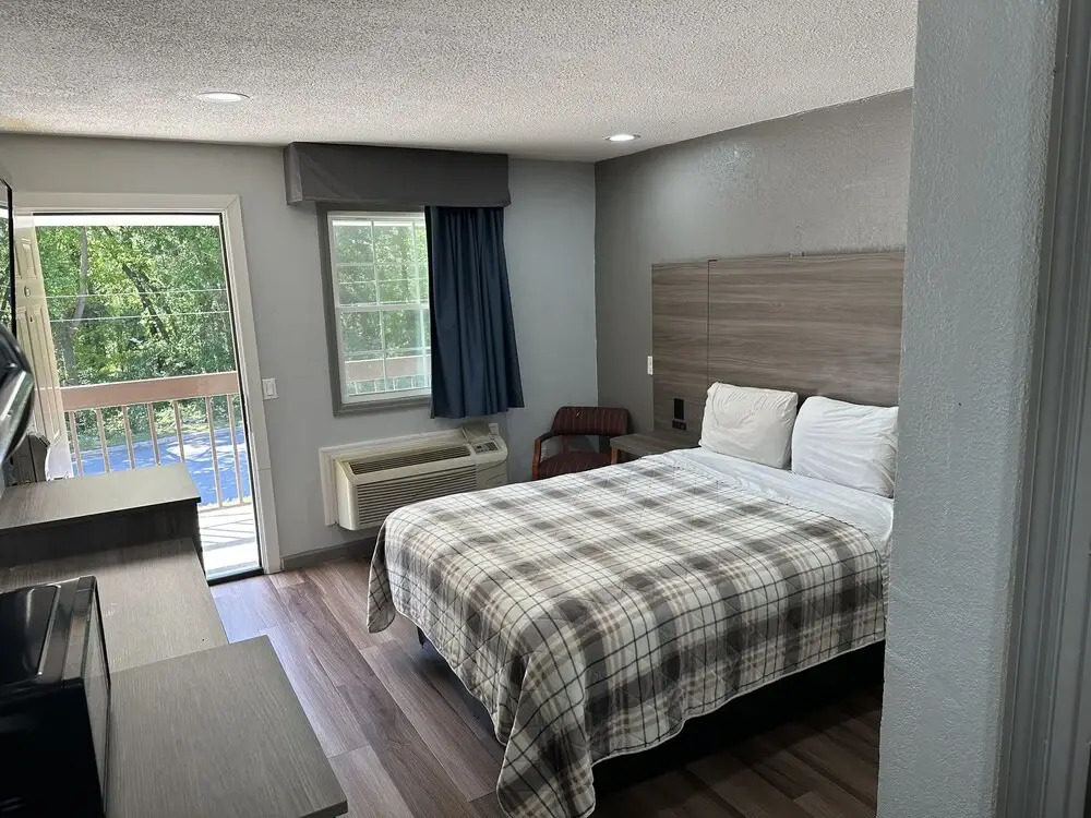 Budget Inn Express