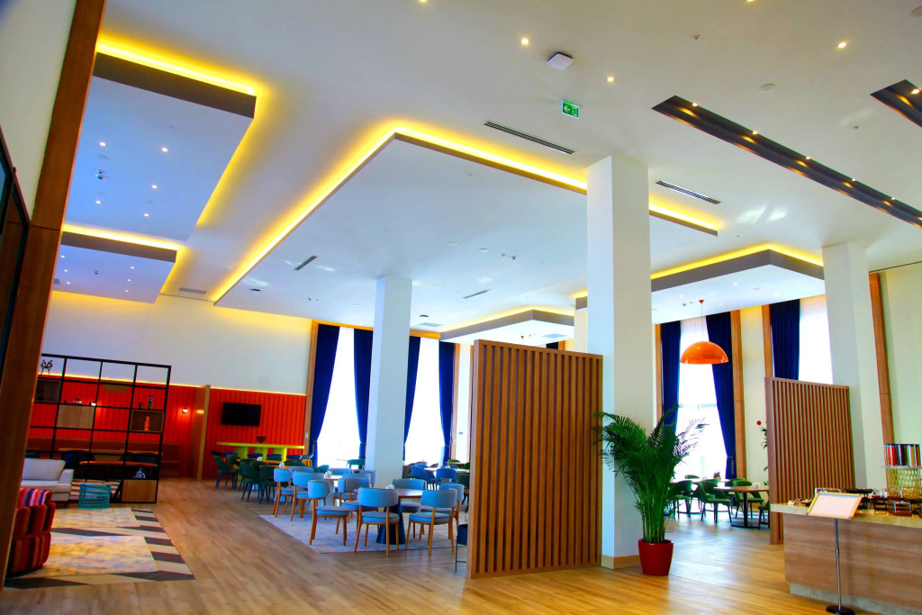 Отель Ramada Encore by Wyndham Zomin