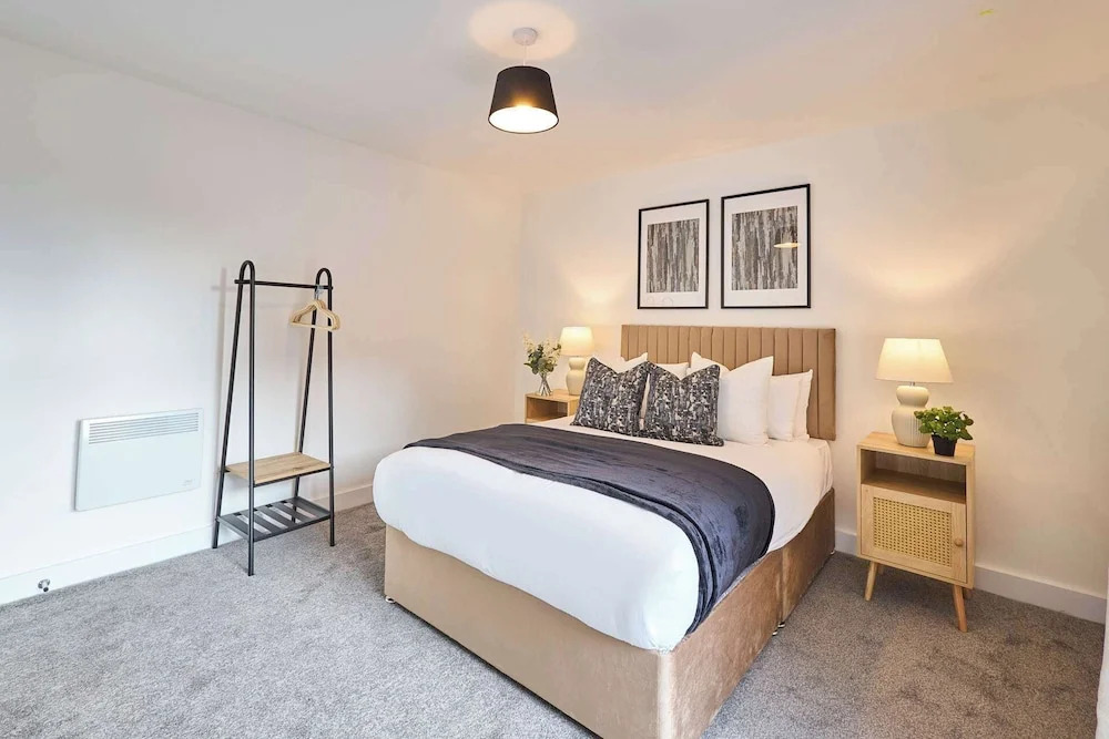 Host Stay 10 Queens Court
