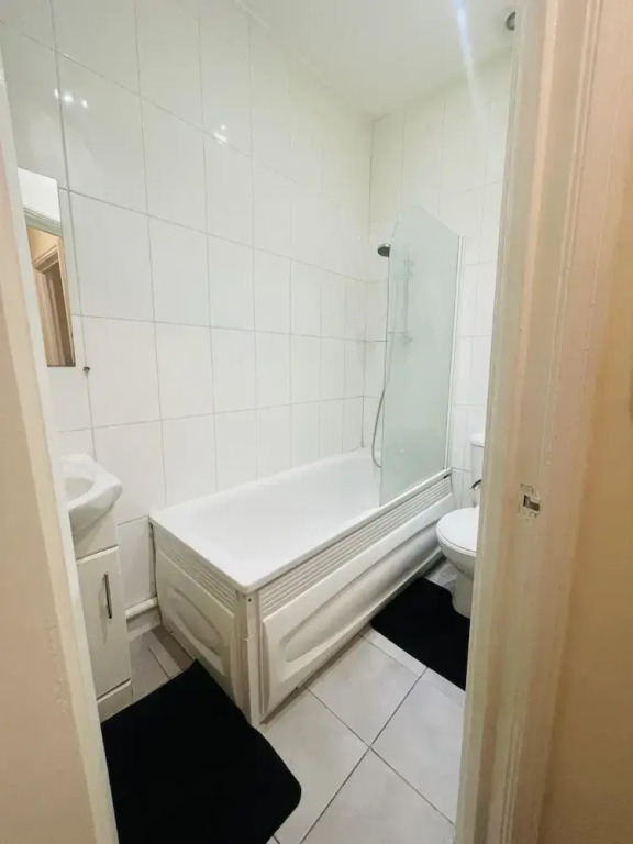 Captivating 2-bed Apartment in London Paddington