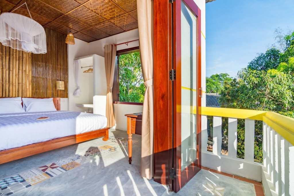 An Bang Gold Coast Beach Villa
