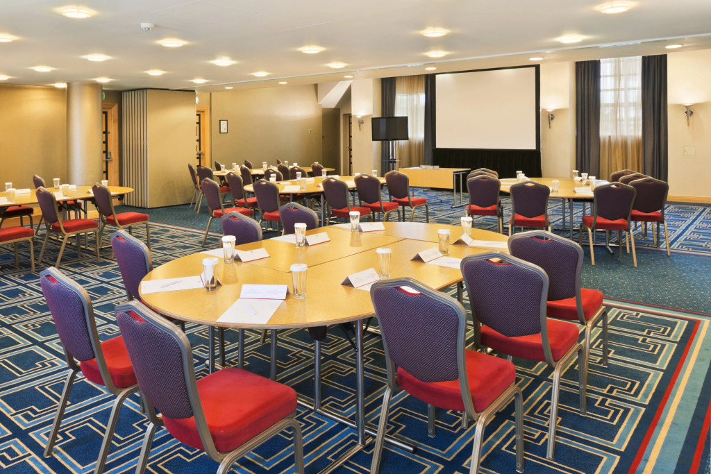 Crowne Plaza Liverpool - John Lennon Airport by IHG