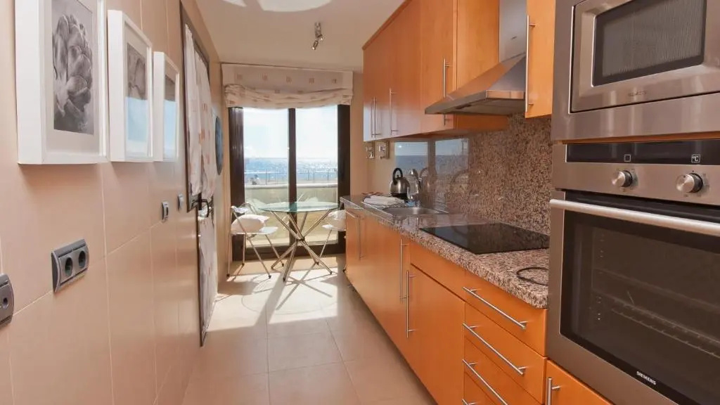 Marina Del Castillo 305