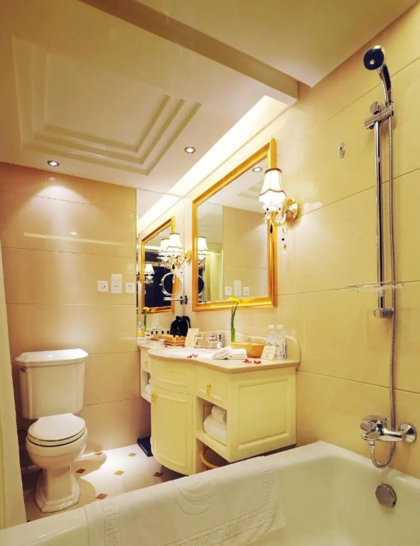 Homeland Hotel