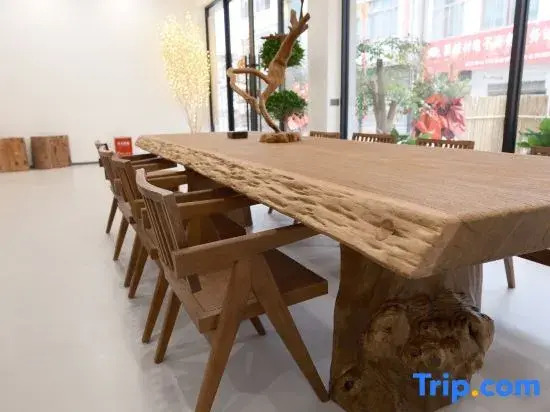 Yizhujju · Namu Homestay (Guanling High-Speed Railway Station)