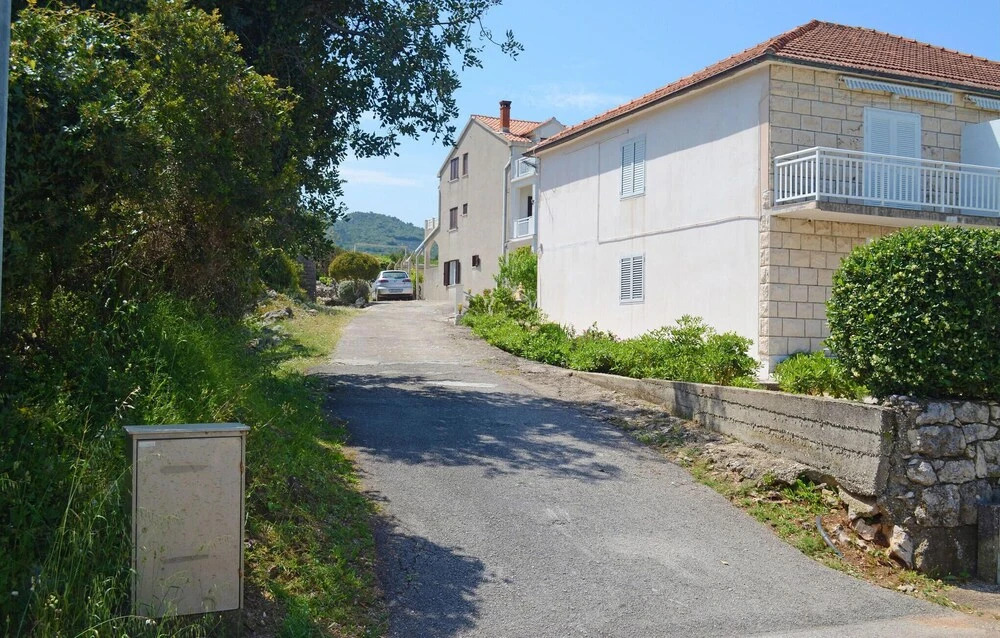 Amazing Apartment in Racisce With Wifi and 1 Bedrooms