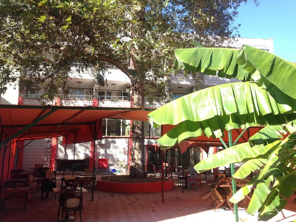 Yalçın Otel