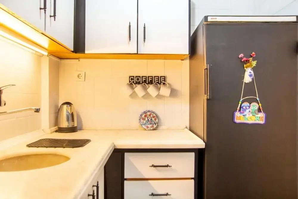 Colorful Home Near Popular Attractions in Konak