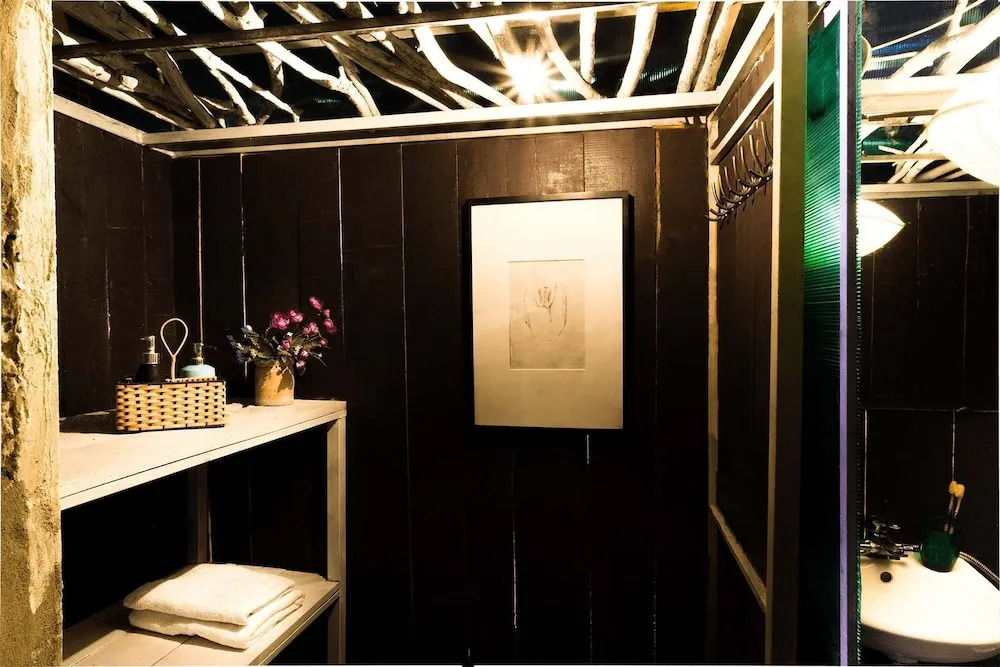 Dao Anh Khanh Studio Homestay