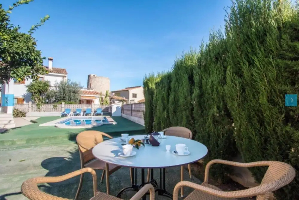 Villa - 2 Bedrooms with Pool and WiFi - 105082