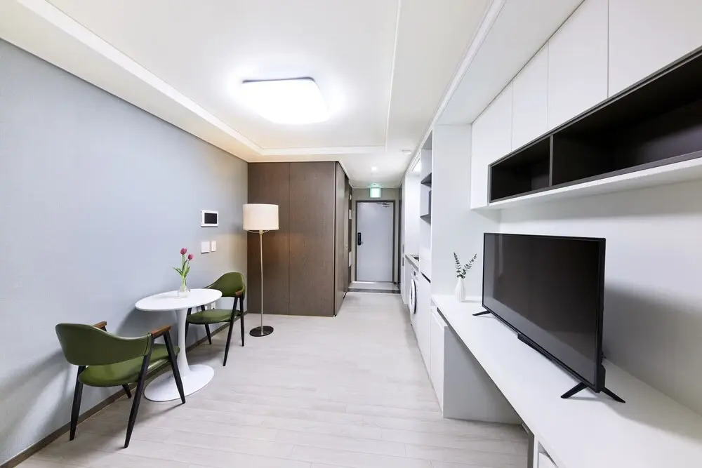 Bridge Residence Hotel