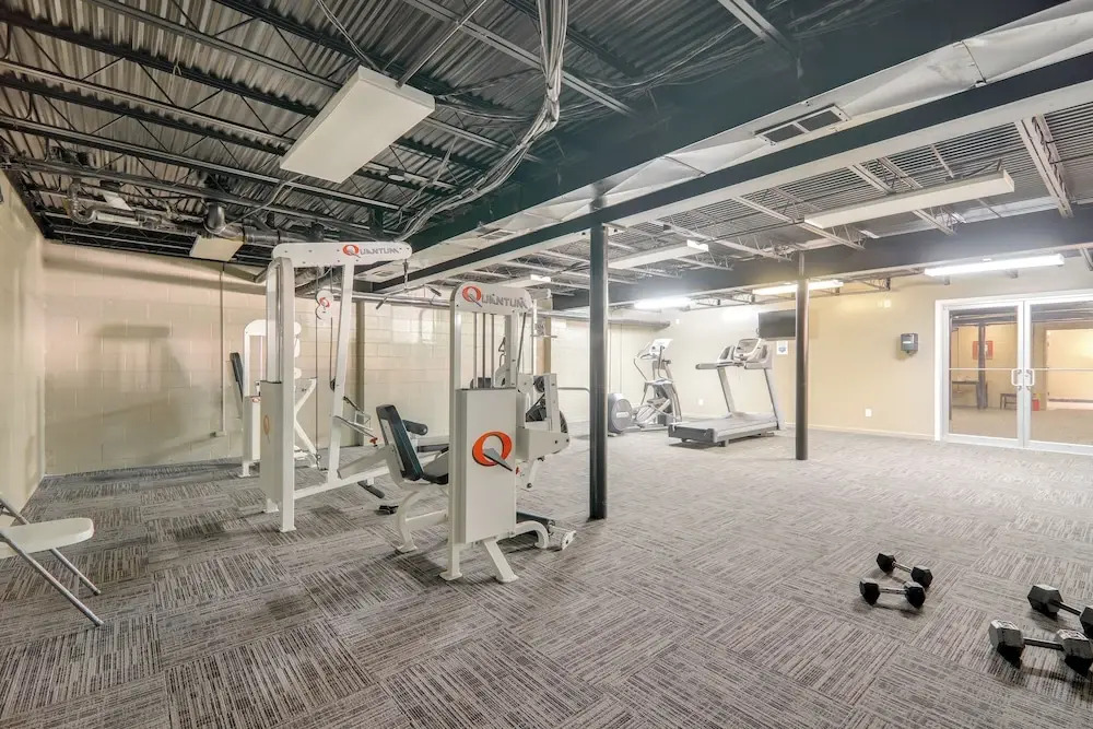 1 Mi to Dtwn & Uga: Condo w/ Pool in Athens!
