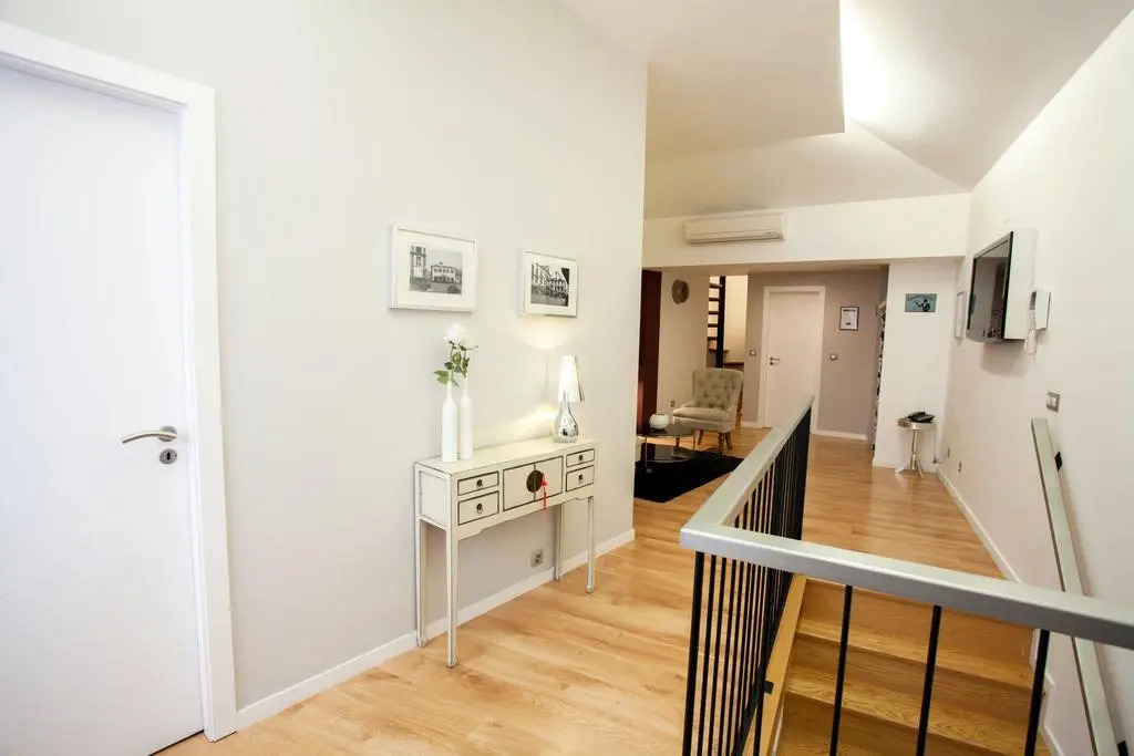 Cayres Suites Carmo